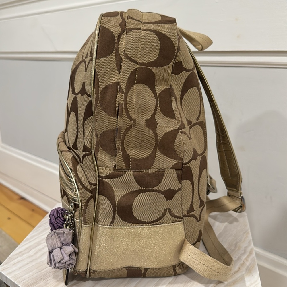 Coach Bag Vintage Signature Logo Brown and Tan Monogram Backpack - Picture 2 of 16